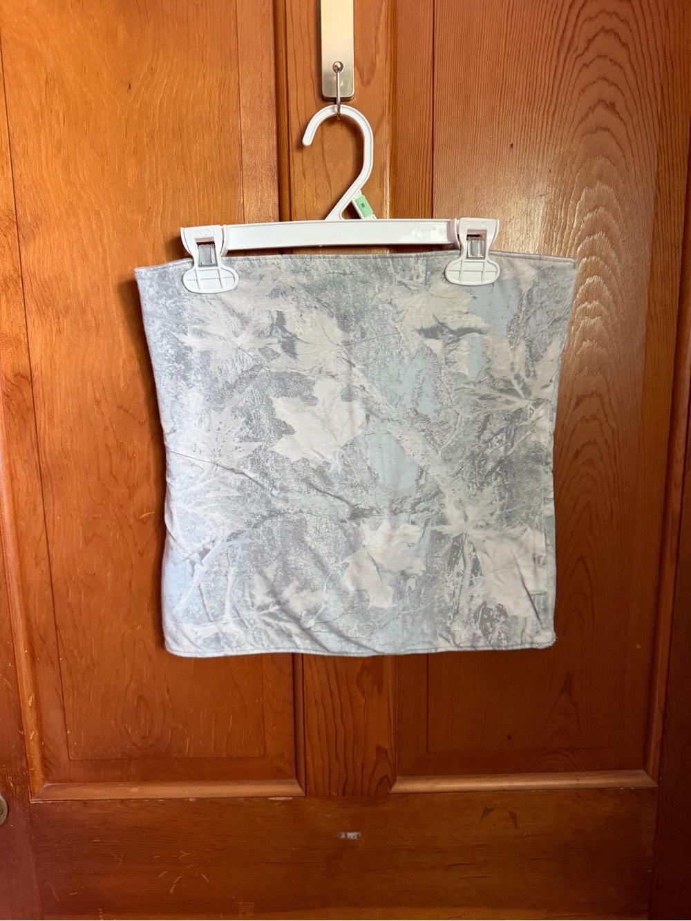Hollister Silver Gray Printed Crop Tube Top